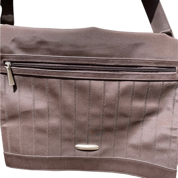 Rare Jaclyn Smith Large Pleather Tote Travel Bag - Picture 10 of 12